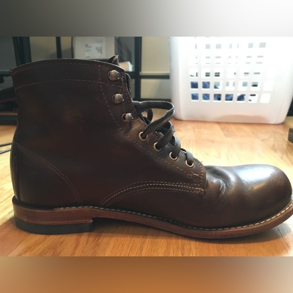 Wolverine 1000 mile boots - Picture 1 of 9